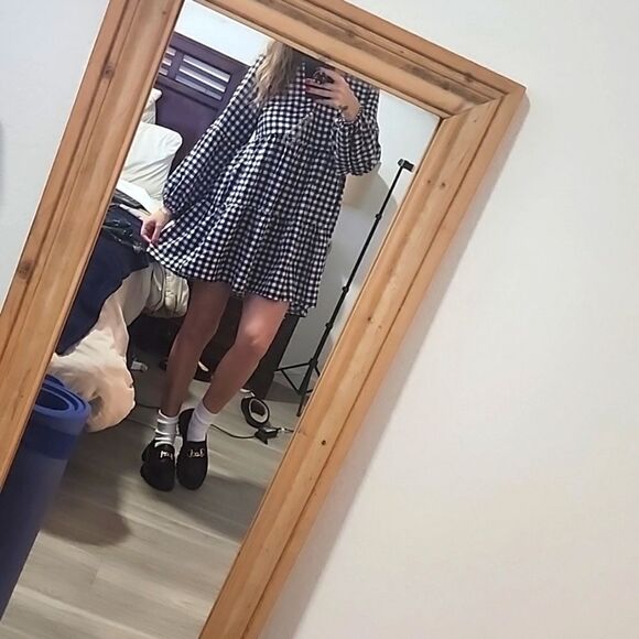 Black and White Plaid Long-sleeved Flowy Dress - Picture 1 of 3